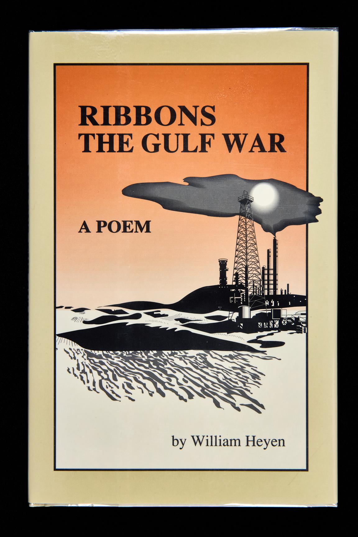 Ur Stewe Claesons amerikanska boksamling. Ribbons the Gulf war: a poem av William Heyen.